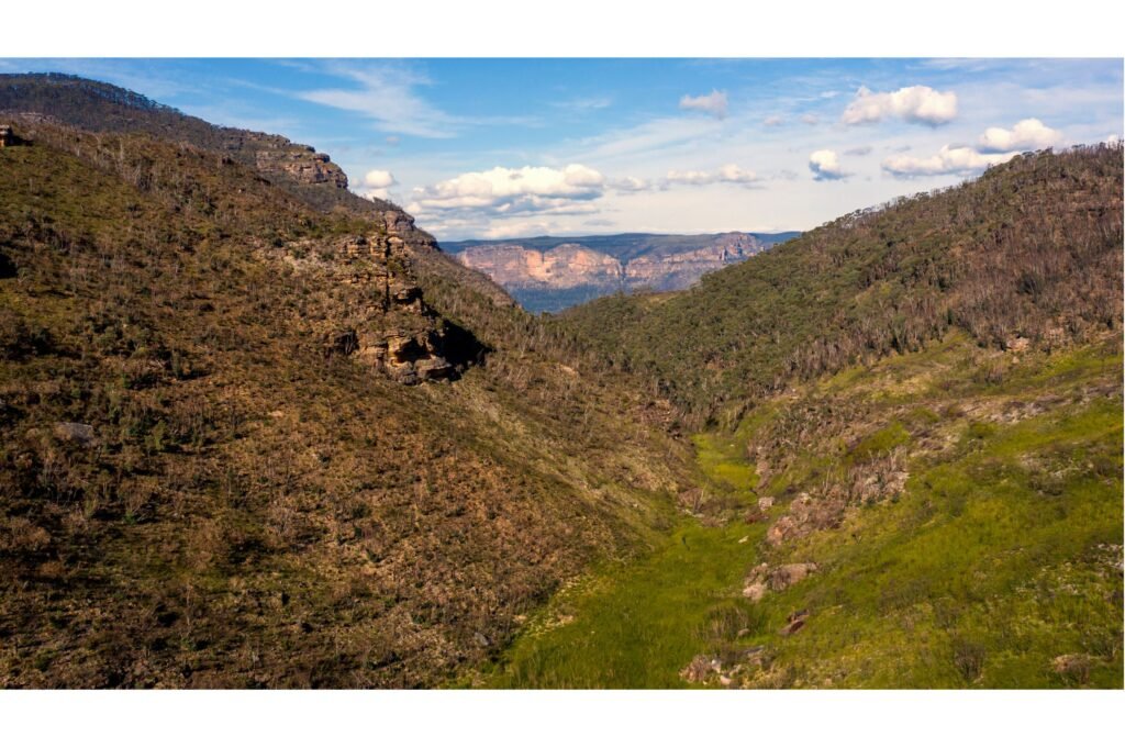 Blue Mountain range in Australia