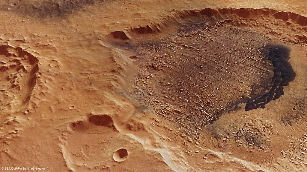 Mars Express captures Danielson crater.