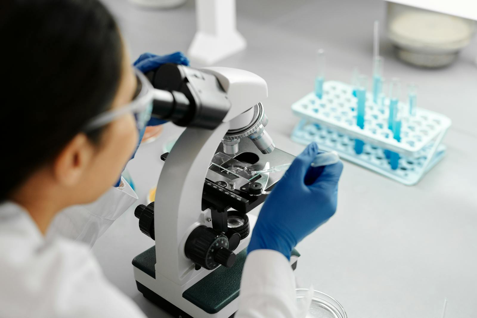 The Role of Gene Synthesis in Advancing Biotechnology: How Custom Genes Are Paving the Way for the Future