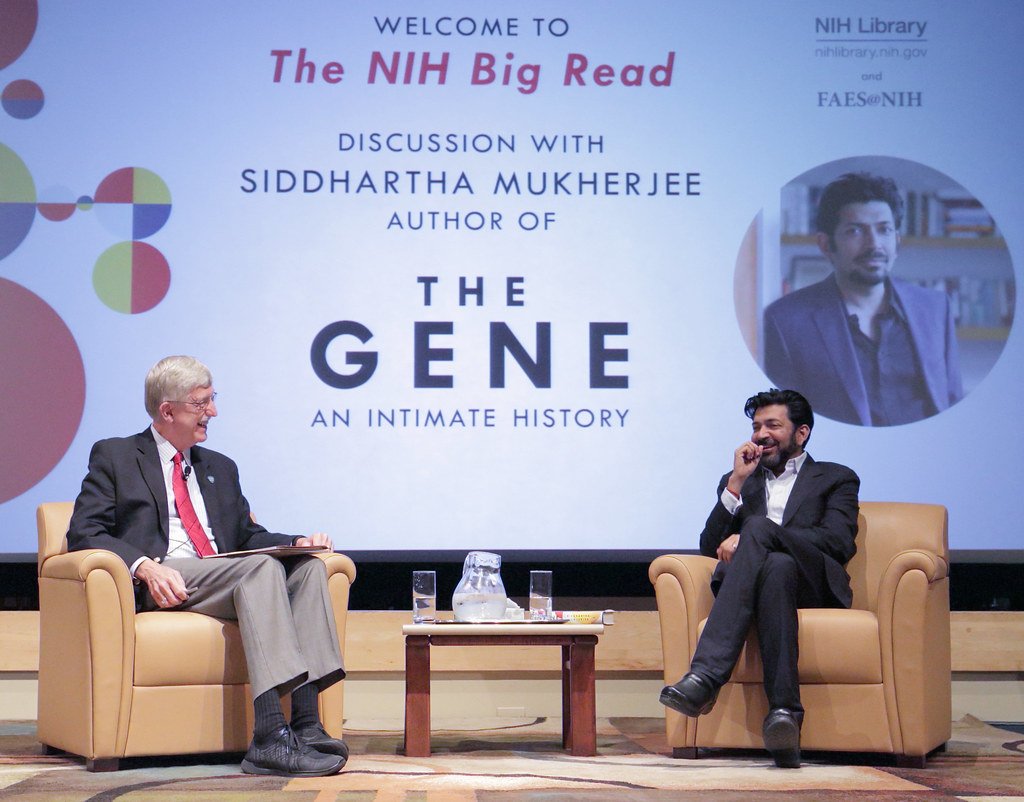 NIH Director Dr. Francis Collins speaks with physician and Pulitzer Prize-winning author Dr. Siddhartha Mukherjee during The Big Read event in Masur Auditorium on April 17, 2017.
