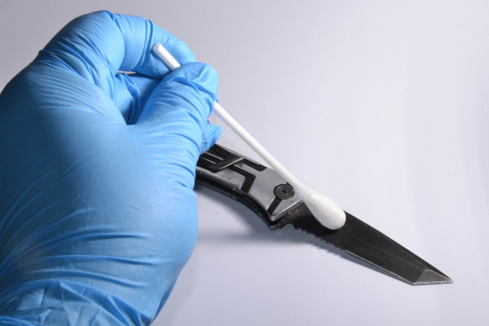 What It’s Like to Be a Forensic Scientist: Solving Crimes with the Help of Biology