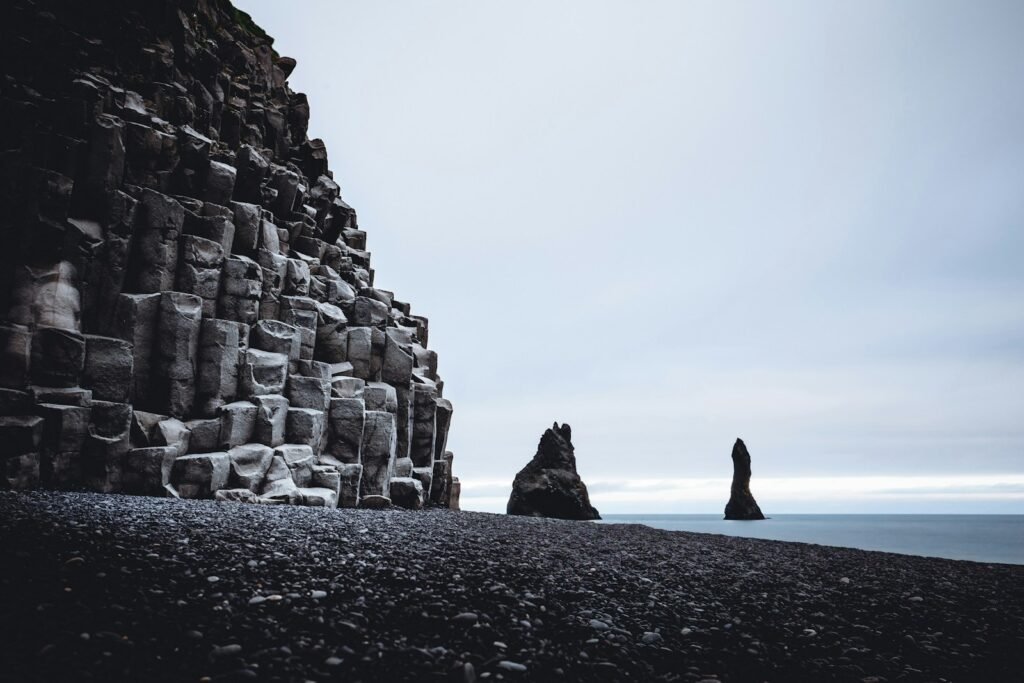 Grey ocean basalt.