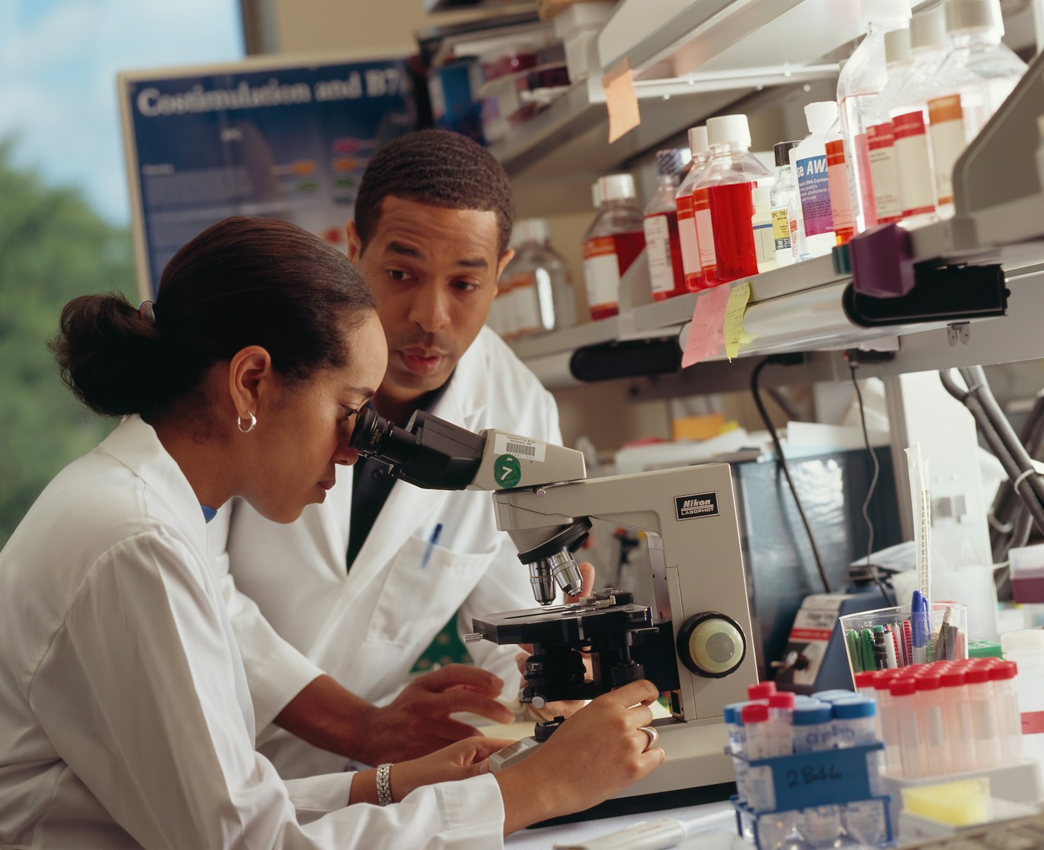 Can We Finally Beat Cancer? The Role of Proteomics and Molecular Docking in Drug Discovery