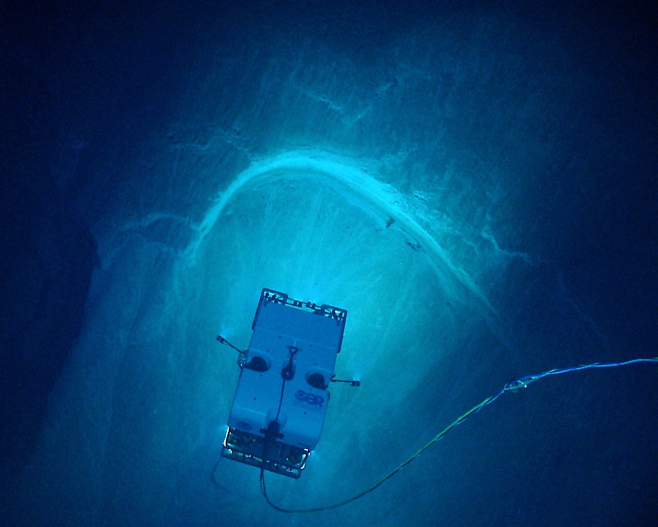 The Dark Depths of the Puerto Rico Trench (image credits: wikimedia)