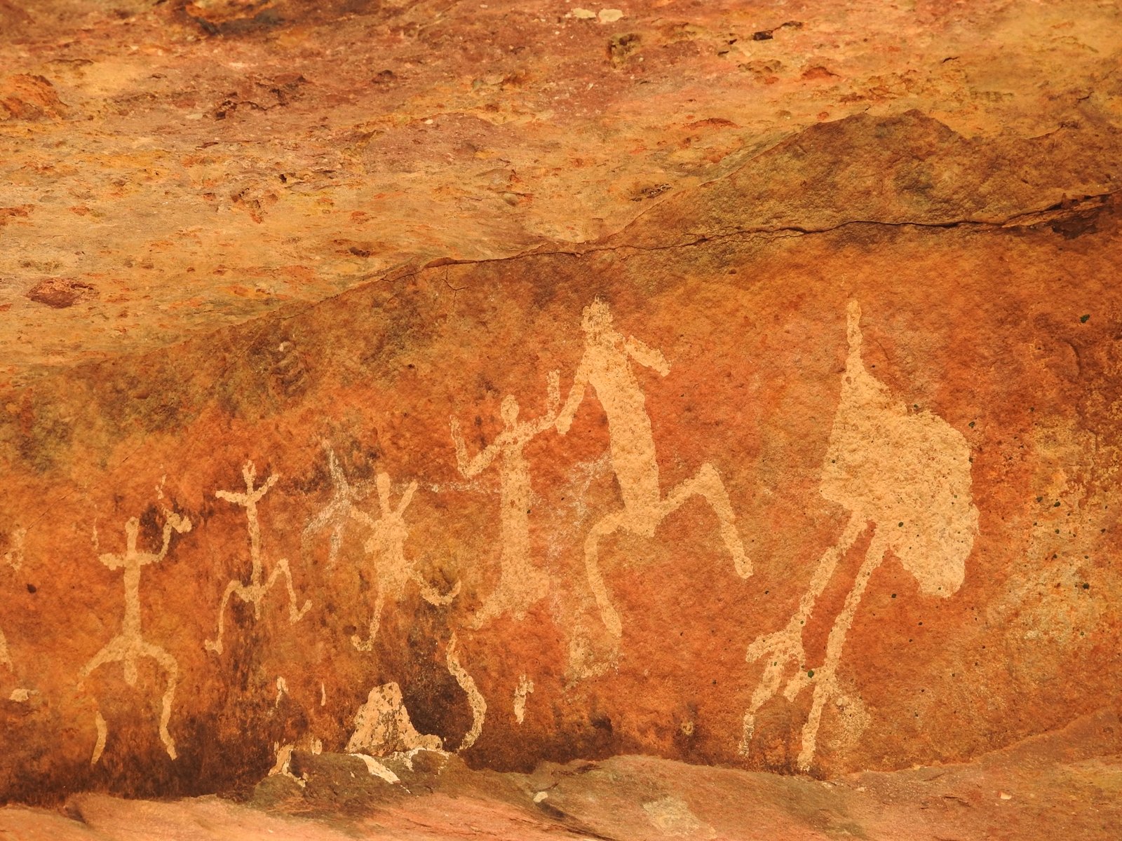 Embracing the Legacy of Aboriginal Rock Art (image credits: wikimedia)