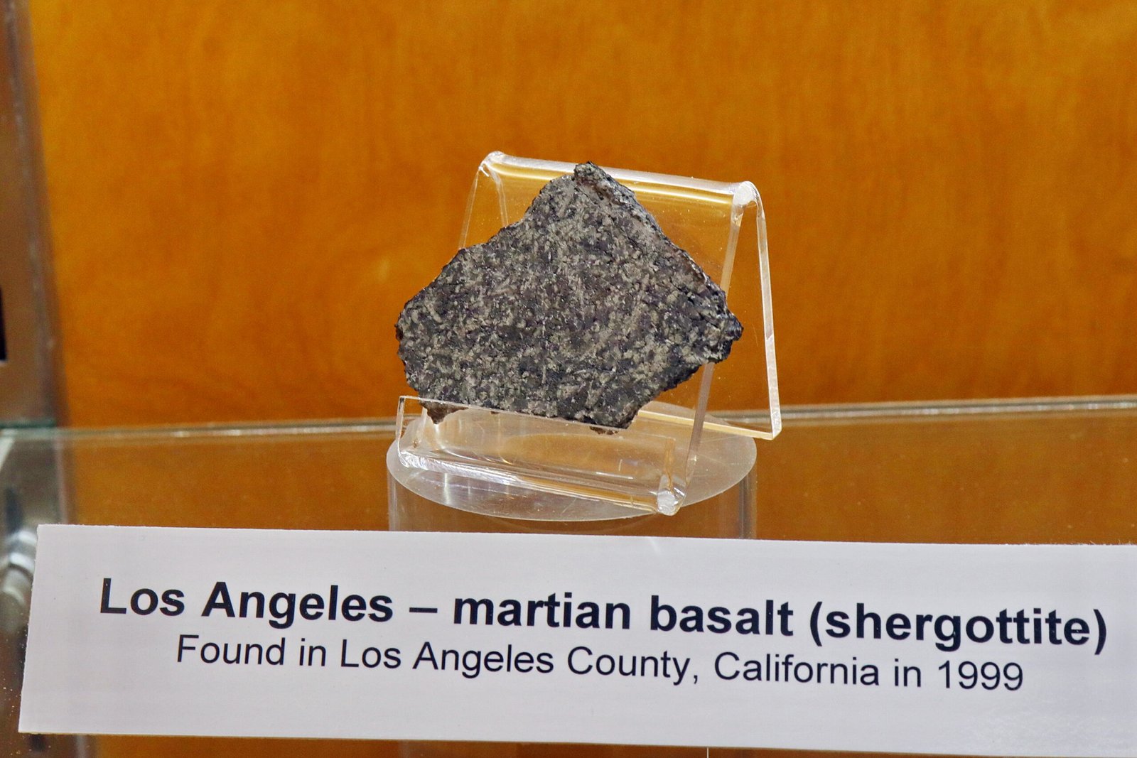 Martian Meteorites: Clues from the Red Planet (image credits: wikimedia)