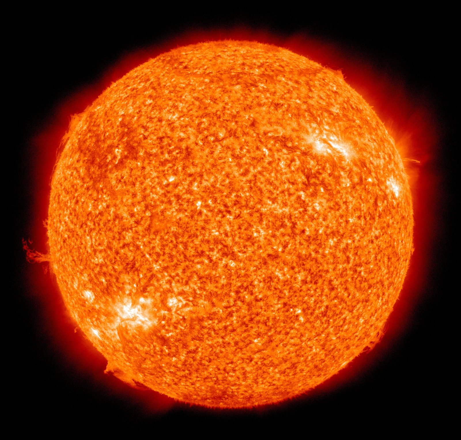 The Science Behind Solar Storms (image credits: wikimedia)