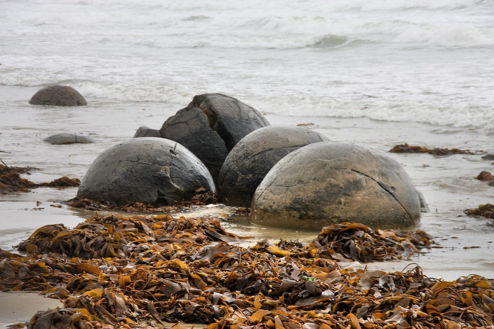 Preservation Efforts: Protecting a Geological Treasure (image credits: wikimedia)