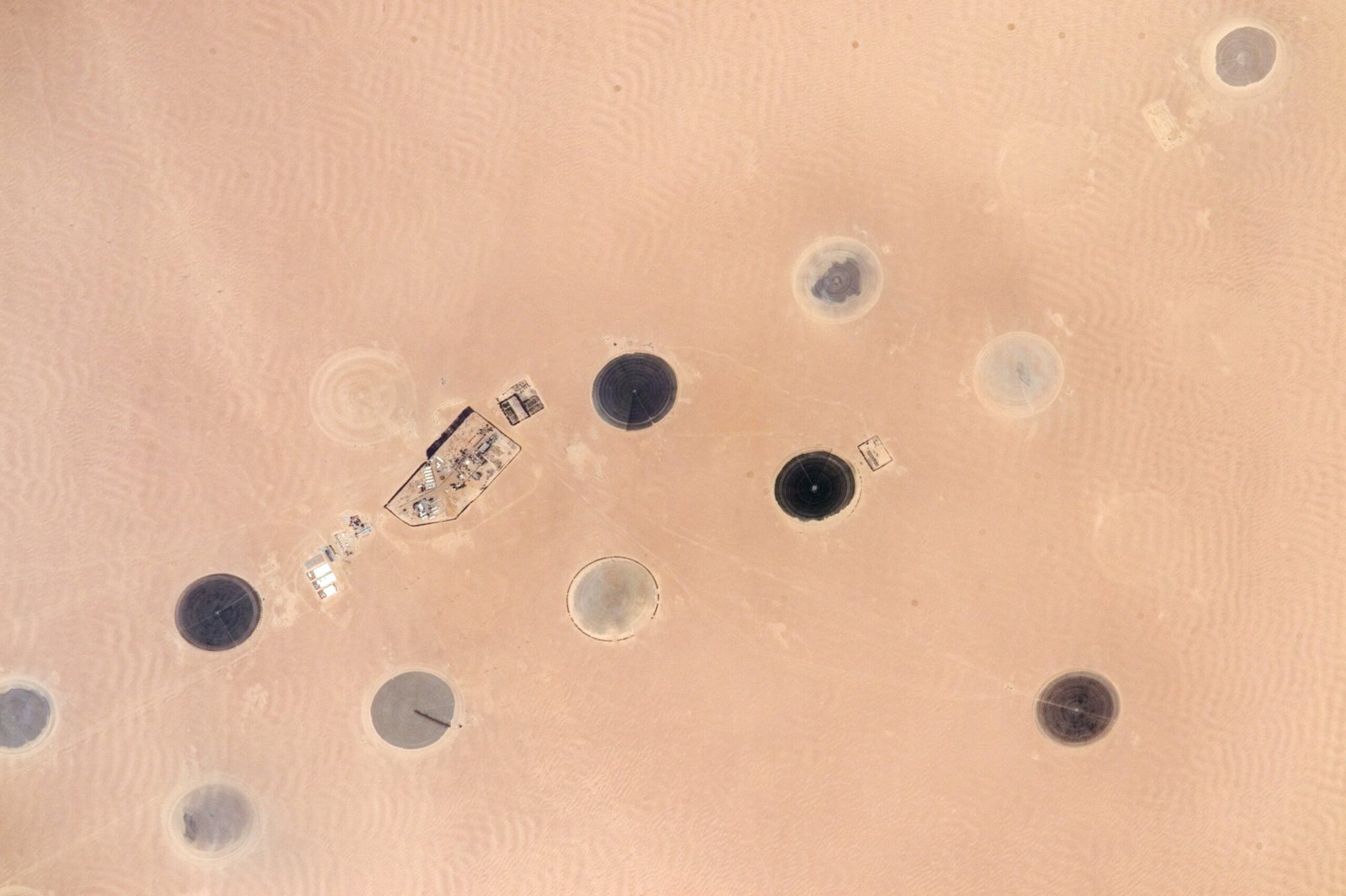 Lessons from the Past: Water Management in Ancient Deserts (image credits: wikimedia)