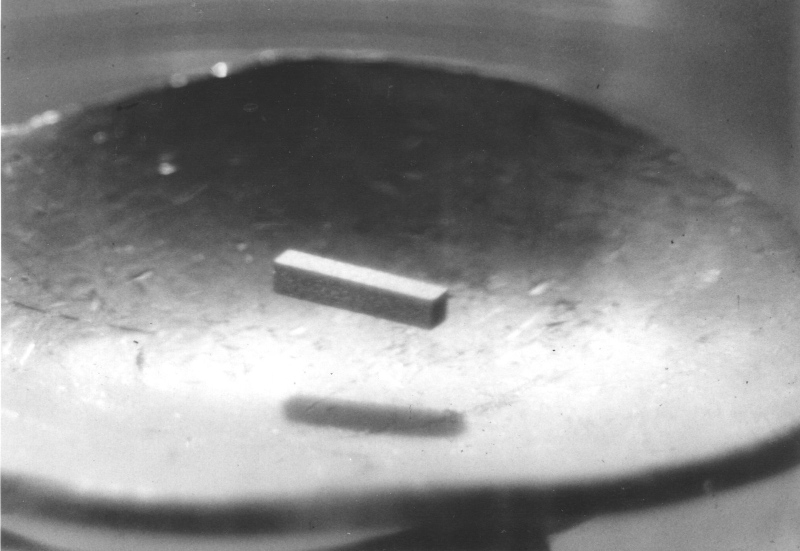 Understanding Quantum Levitation (image credits: wikimedia)