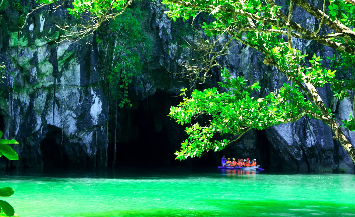 Astonishing Underground River