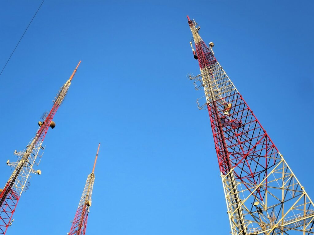 A group of red and yellow tower connection.