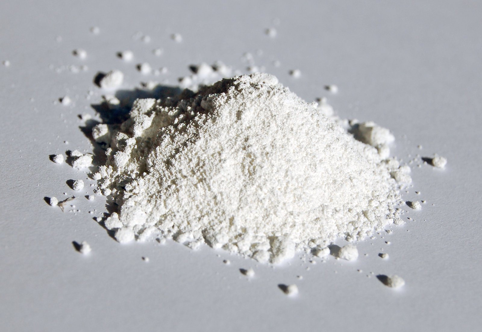 The Science Behind Titanium Dioxide (image credits: wikimedia)