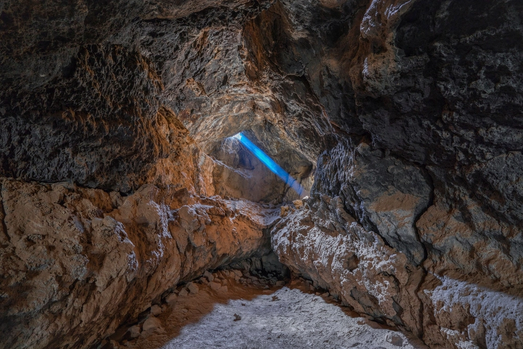 Scientific Exploration and Discovery (image credits: rawpixel)