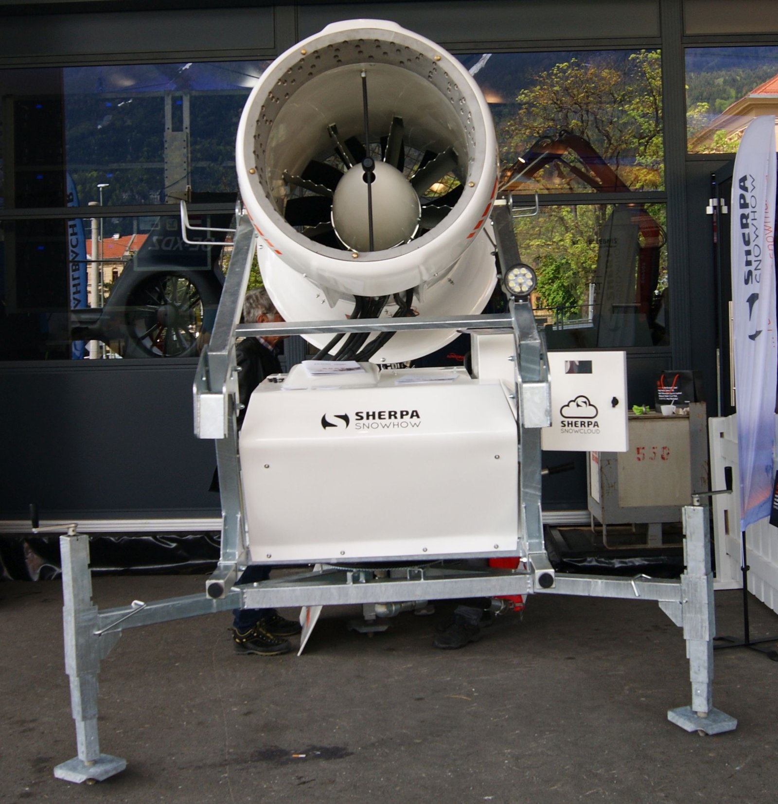 The Science Behind Artificial Snow (image credits: wikimedia)