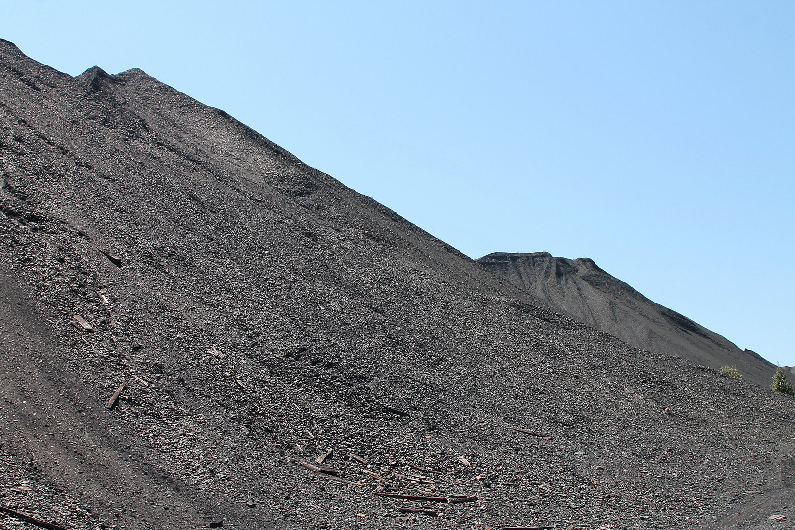 Environmental Implications of Fly Ash Scarcity (image credits: wikimedia)
