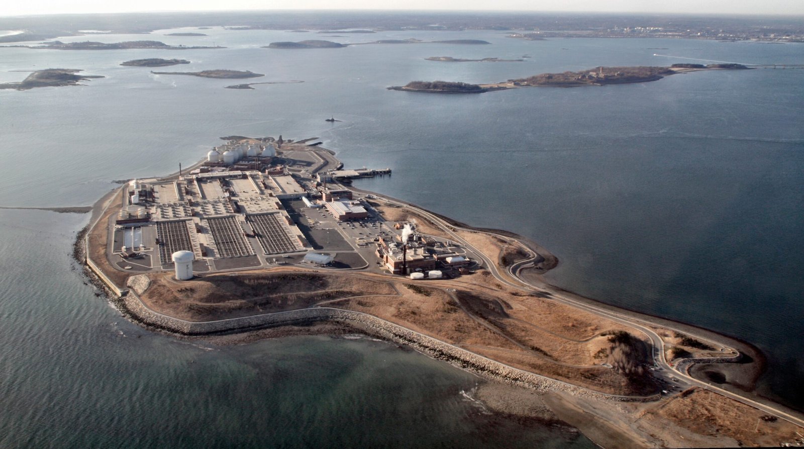Landfills: The Worst-Case Scenario (image credits: wikimedia)