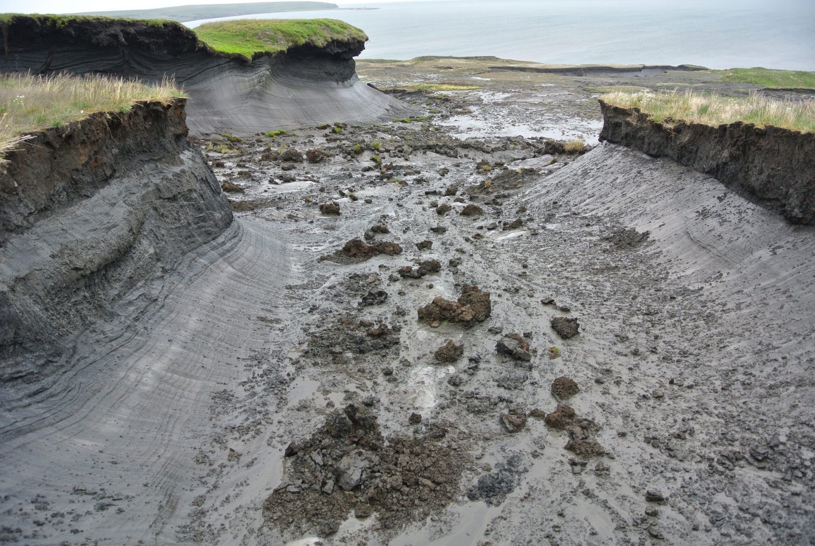 What’s Causing Permafrost to Thaw? (image credits: wikimedia)