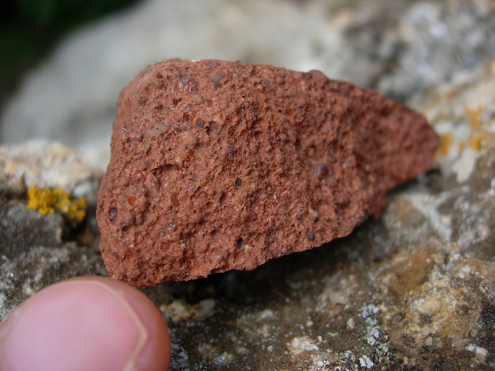 The Birth of Aluminum: From Bauxite to Metal (image credits: wikimedia)