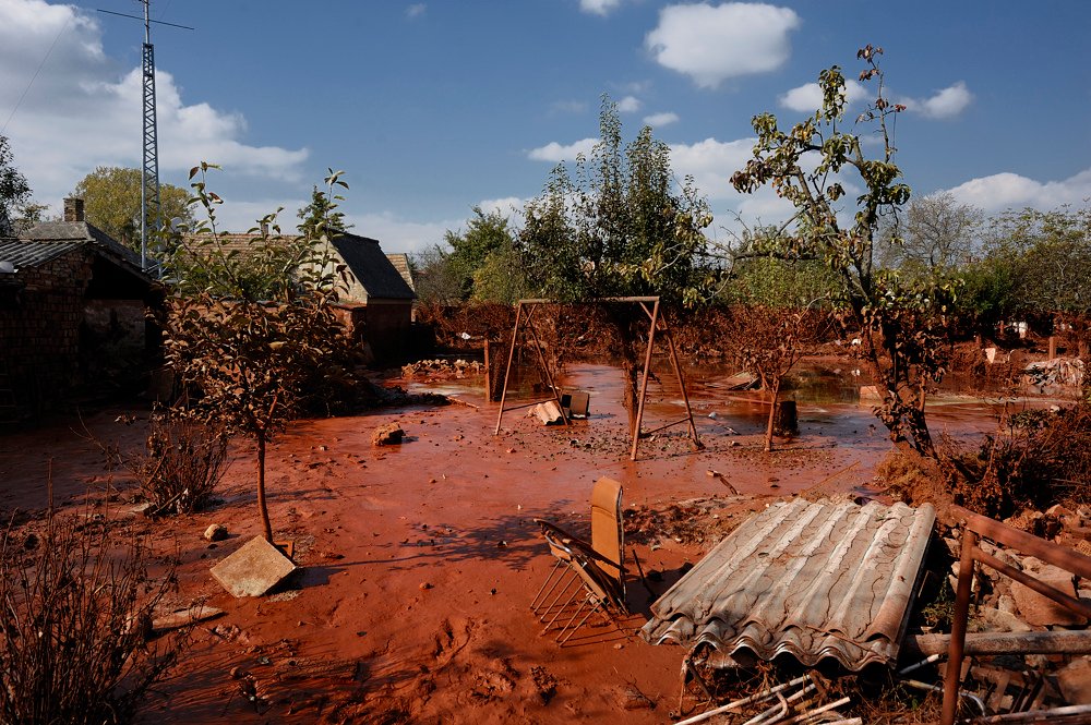 Why Is Red Mud So Dangerous? (image credits: wikimedia)