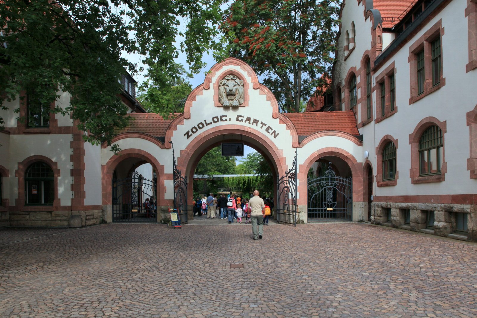 Leipzig Zoo, Germany (image credits: wikimedia)