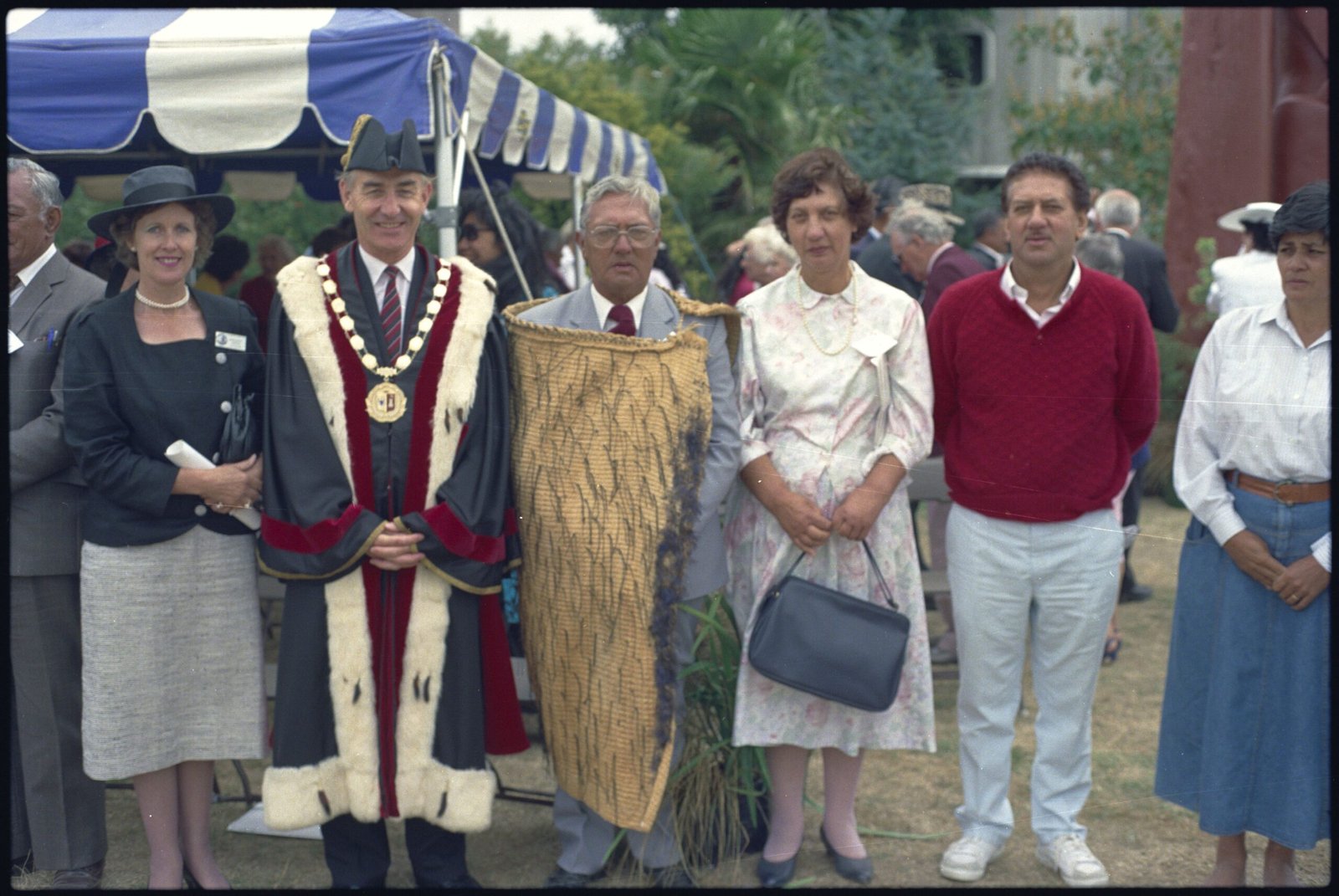 Strengthening Intergenerational Bonds (image credits: wikimedia)