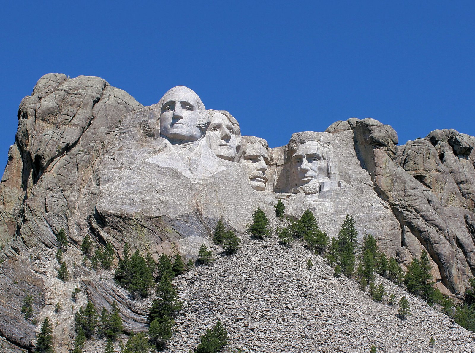 Mount Rushmore Today: A Living Symbol (image credits: wikimedia)