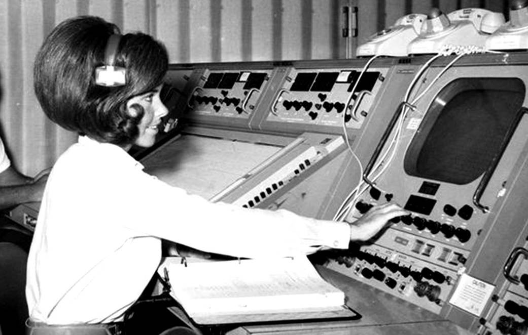 Breaking Barriers in a Male-Dominated Era (image credits: wikimedia)