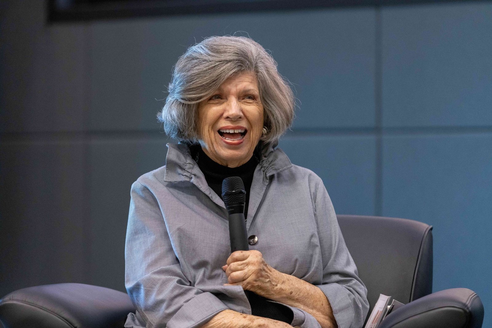 JoAnn Morgan: The Voice in the Control Room (image credits: wikimedia)