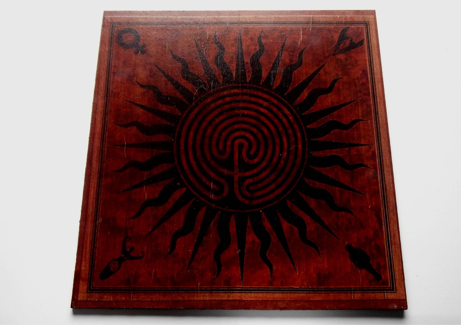 Spirals and Labyrinths: Pathways of Transformation (image credits: wikimedia)