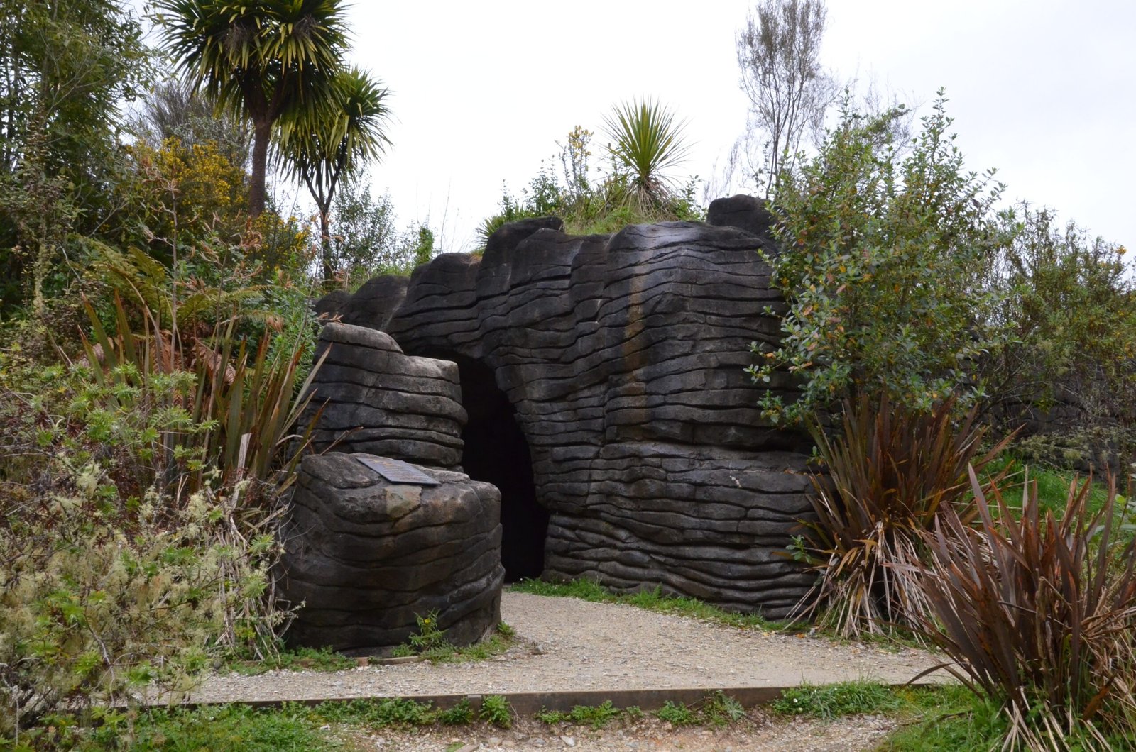 The Māori Connection: A Sacred Place (image credits: wikimedia)