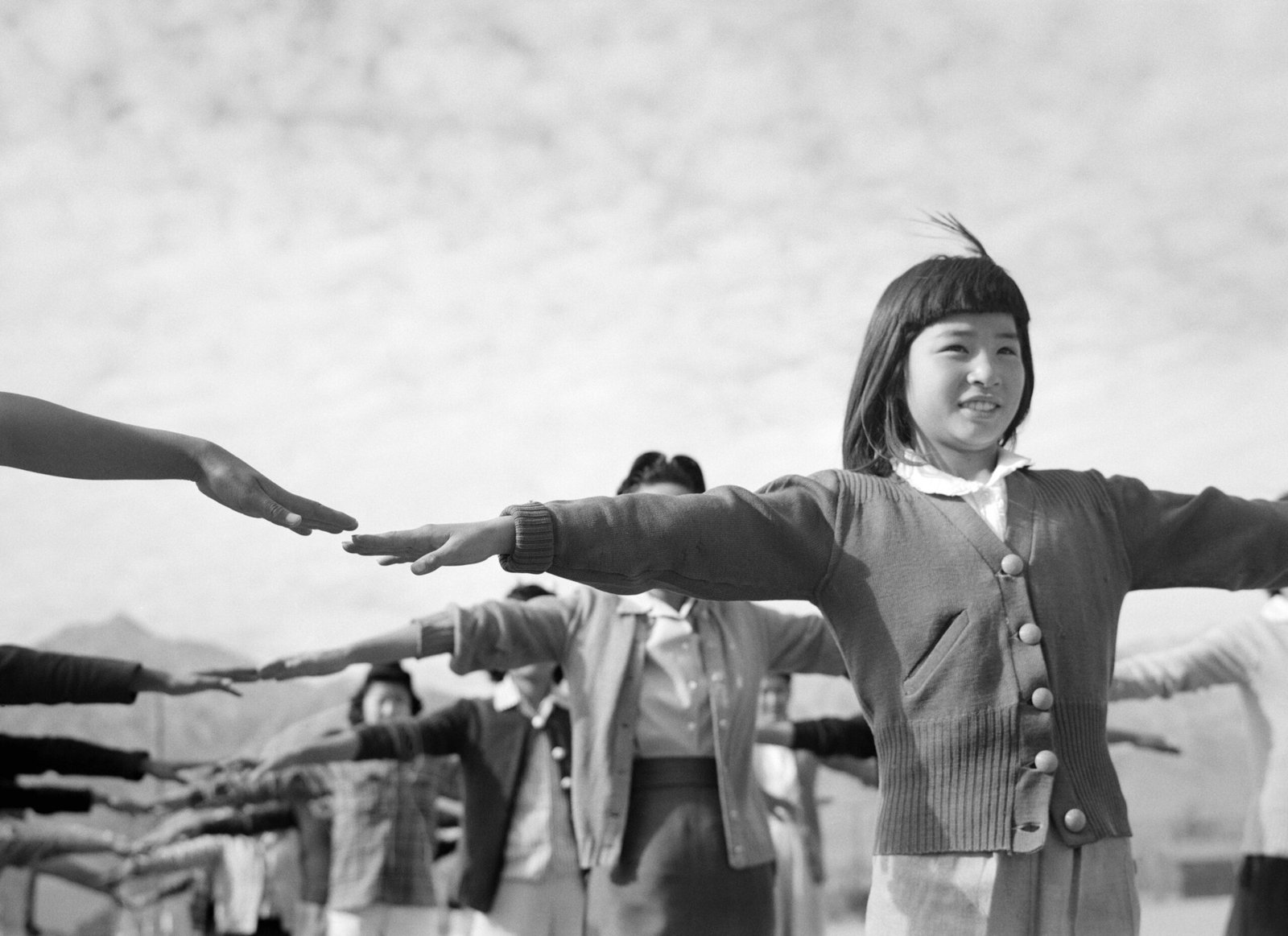 Why Manzanar Was Created: Fear, Prejudice, and Wartime Hysteria (image credits: wikimedia)