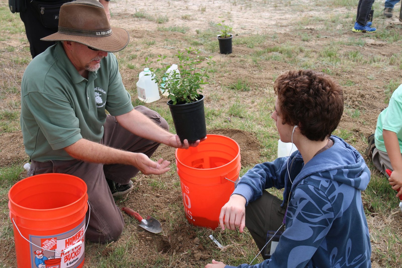 Gardeners Leading the Way (image credits: wikimedia)
