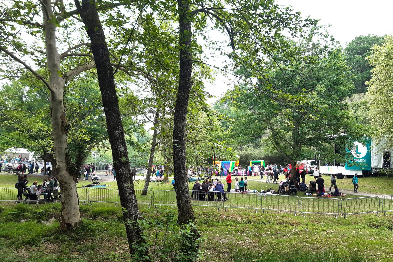 Community and Connection in Boise (image credits: wikimedia)