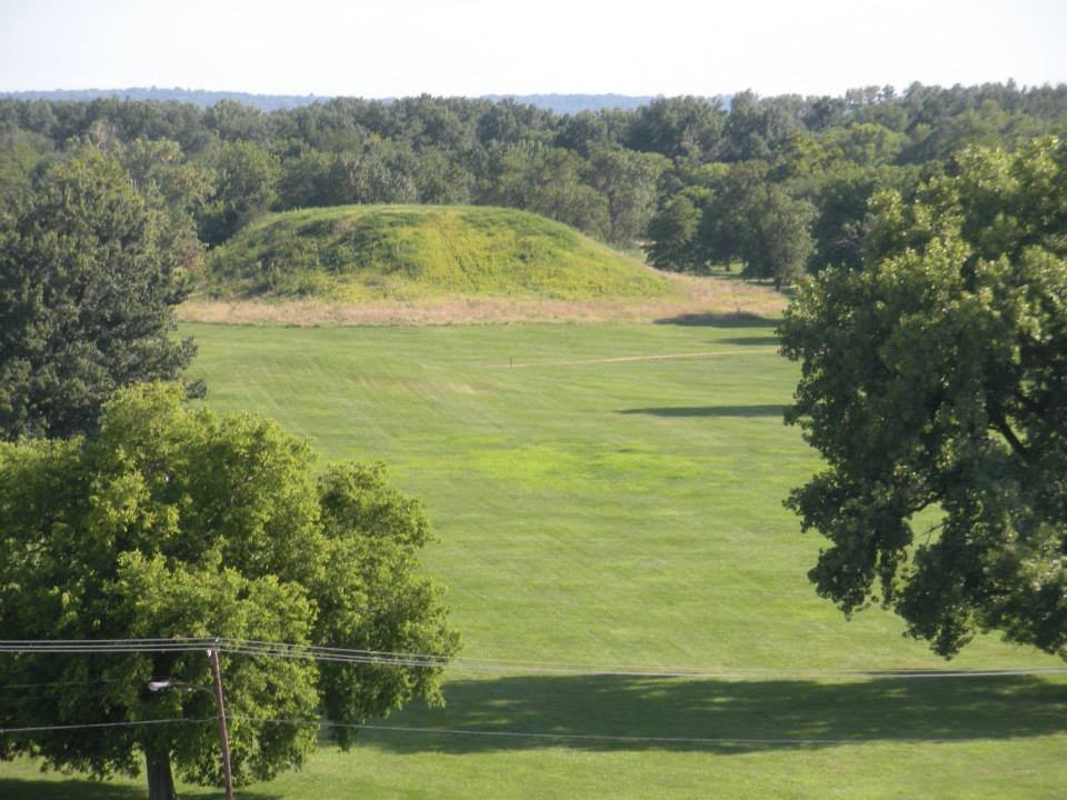 The Enduring Mystery and Legacy of Cahokia (image credits: wikimedia)