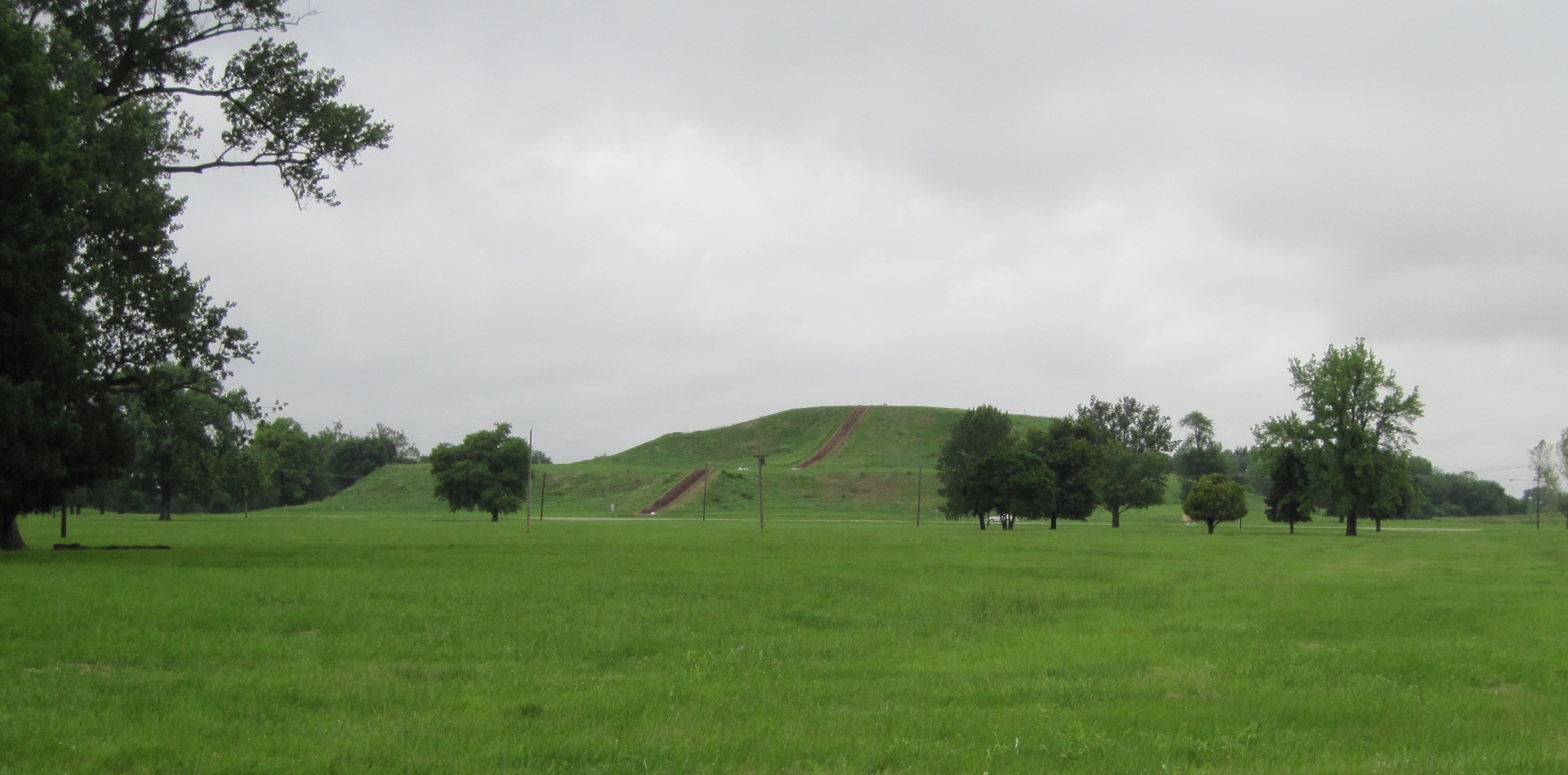 How Did the Builders of Cahokia Move So Much Earth Without the Wheel?