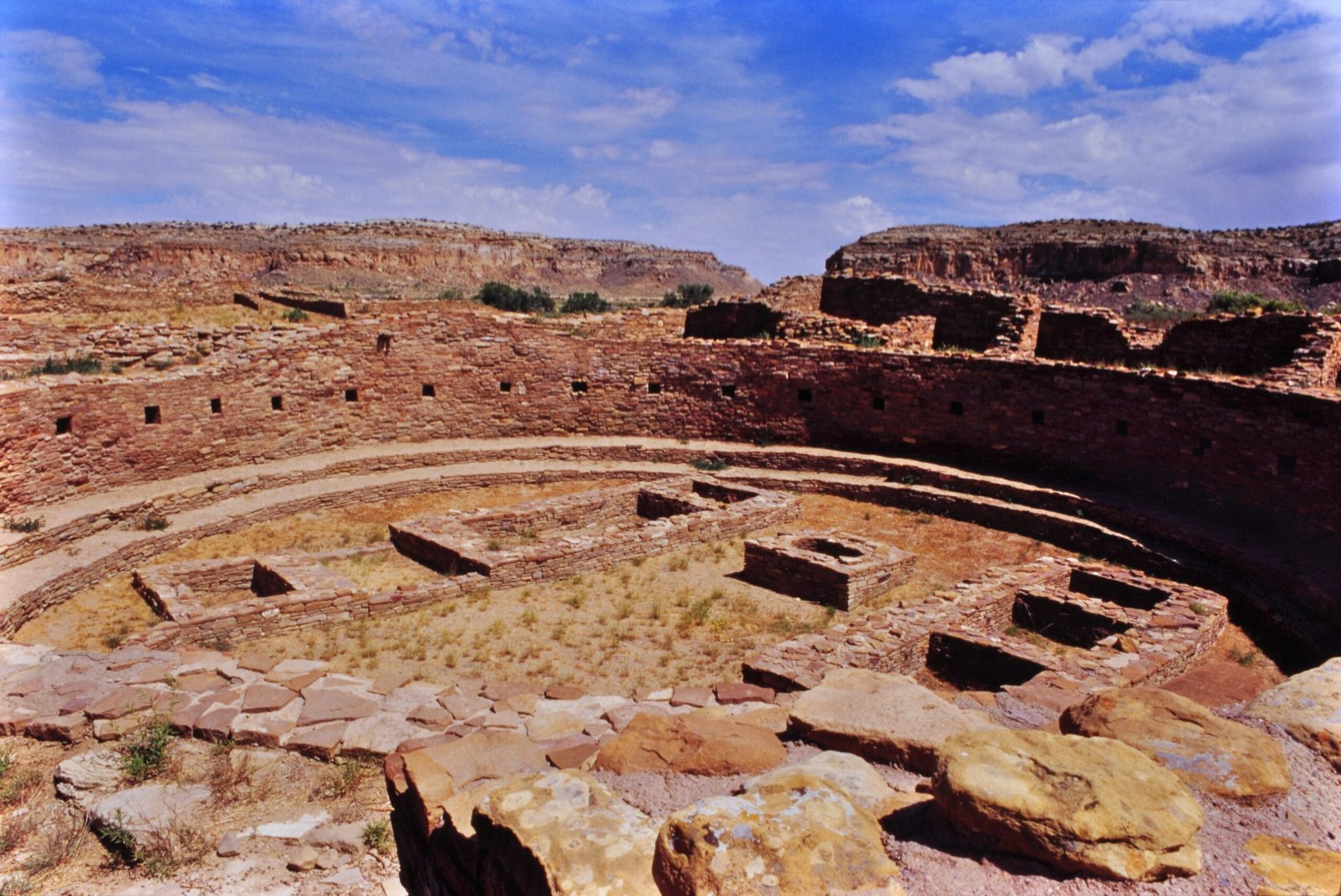 Chaco Canyon: The Heart of a Civilization (image credits: wikimedia)