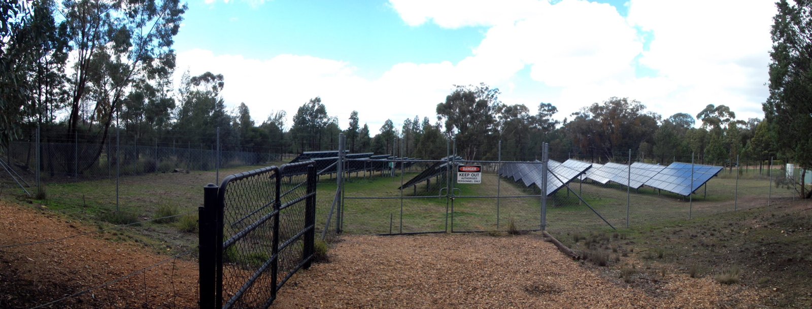 Taronga Zoo Sydney: Embracing Solar Power and Biodiversity (image credits: wikimedia)
