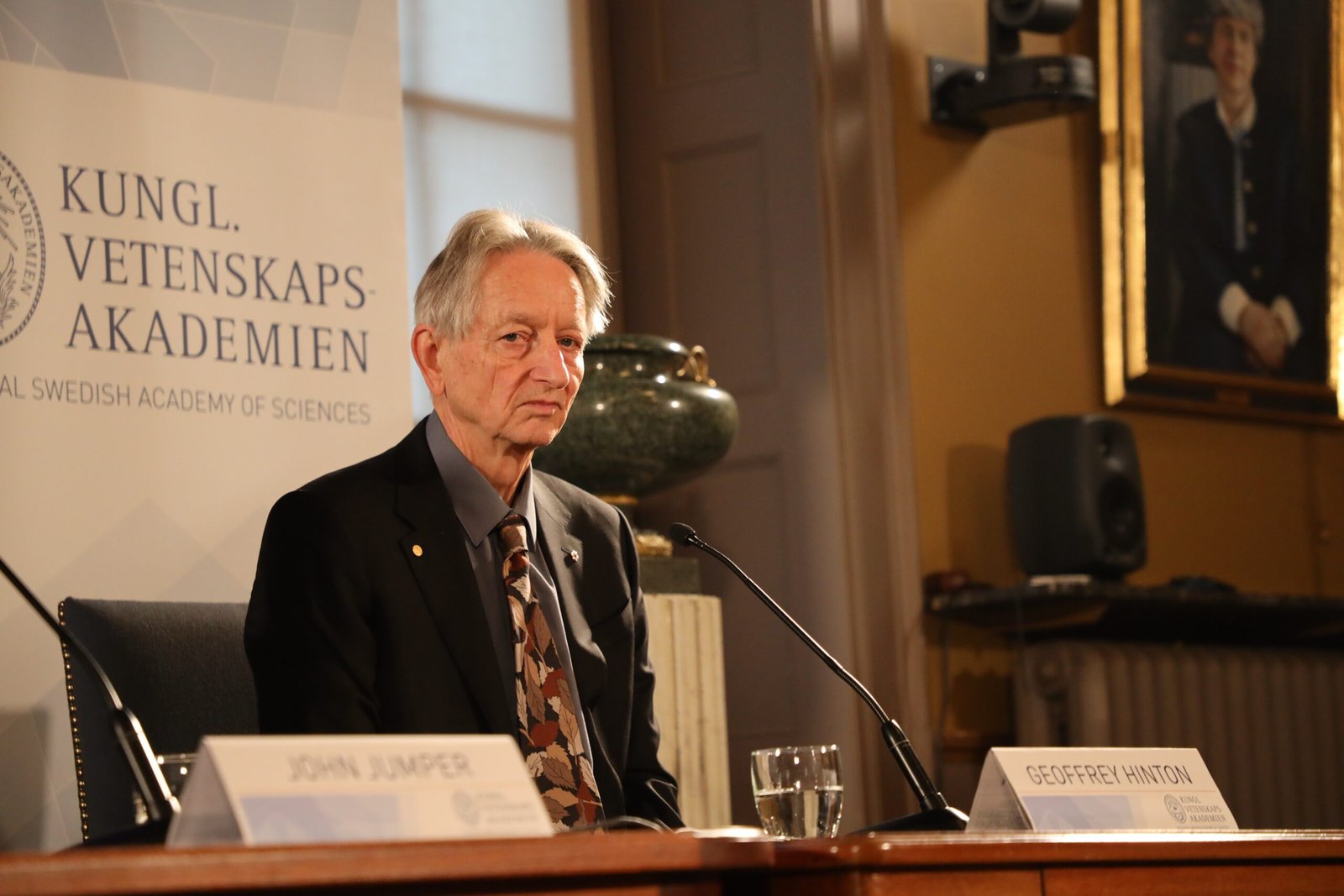 Geoffrey Hinton: The Godfather of Deep Learning (image credits: wikimedia)