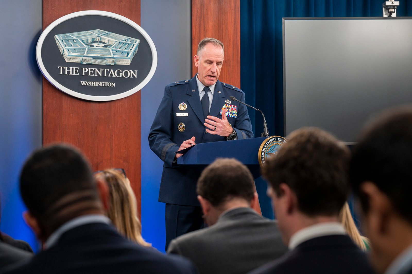 The Pentagon’s Public Response: Clarity or More Confusion? (image credits: wikimedia)