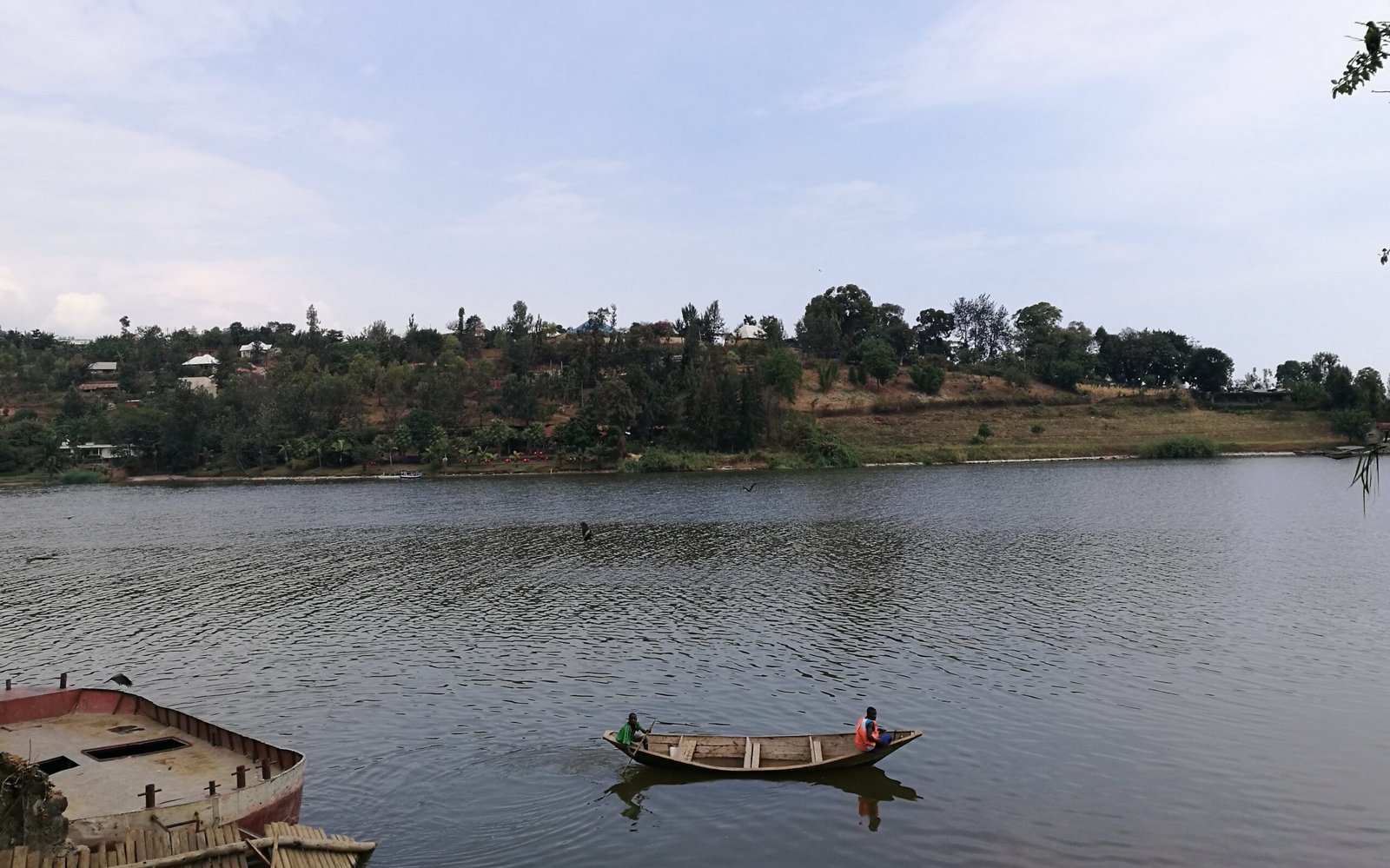 Other Lakes at Risk: Lake Kivu (image credits: wikimedia)