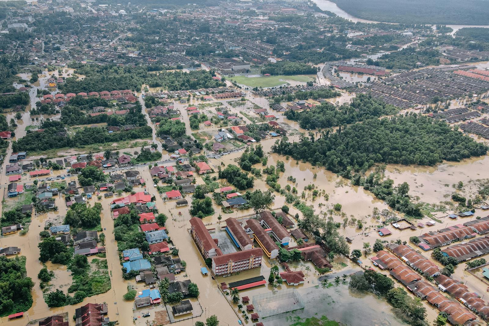 Why More Cities Are Digging “Sponge Parks” to Soak Up Urban Floodwaters