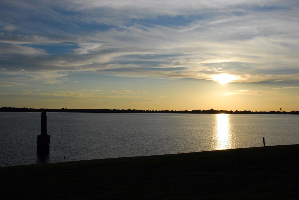 Lake Peigneur.