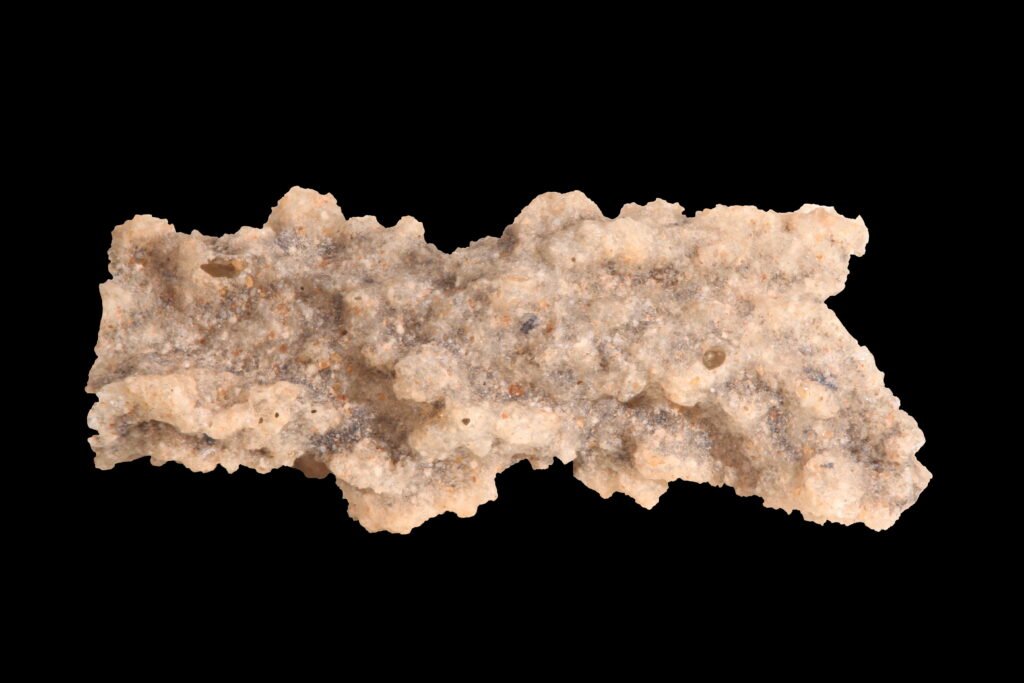 Fulgurite, 30x15 mm, Lbian desert, Sourthern-Western Egypt.