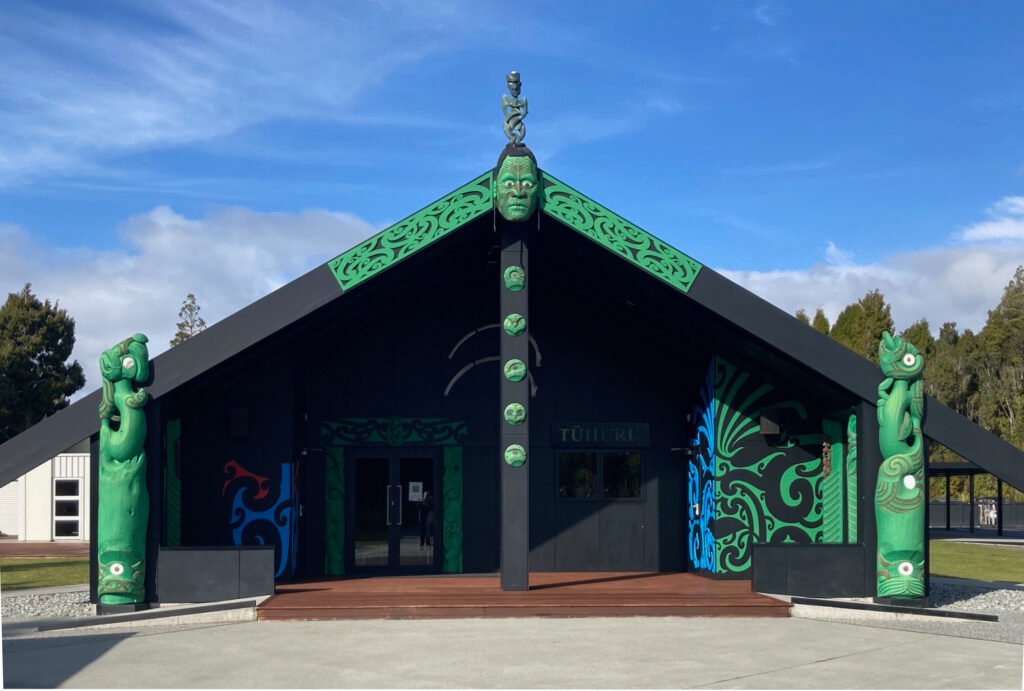 Arahura Marae Tūhuru.