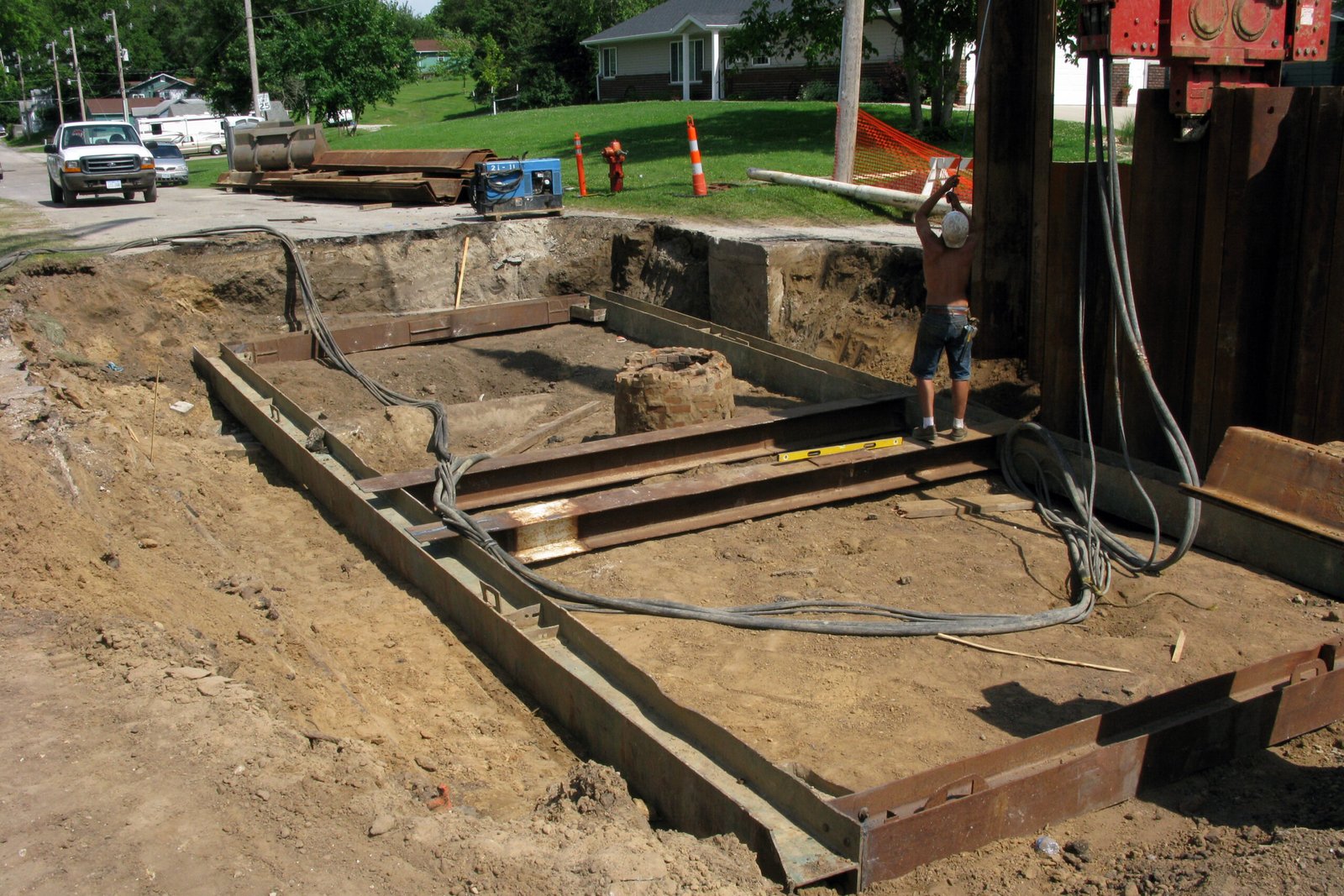 The Cost of Collapse: Economic and Emotional Impact (image credits: wikimedia)