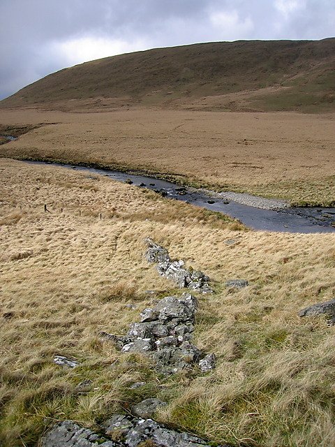 The Enduring Allure: Why the Rockwall Still Captivates (image credits: wikimedia)