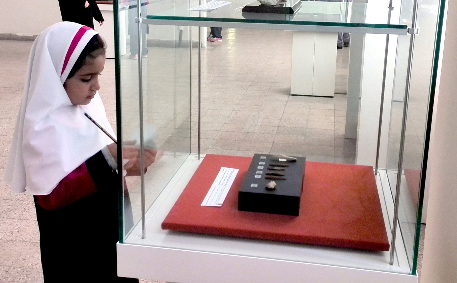 How Ancient Malaysians Crafted Their Tools (image credits: wikimedia)