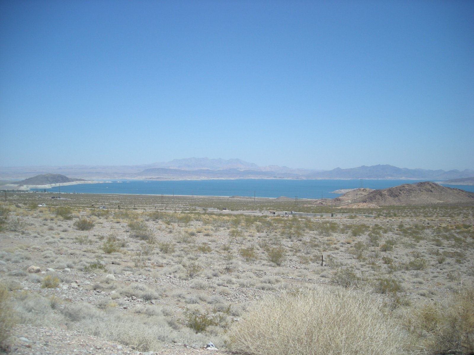 Lake Mead and Lake Powell: Reservoirs on the Brink (image credits: wikimedia)
