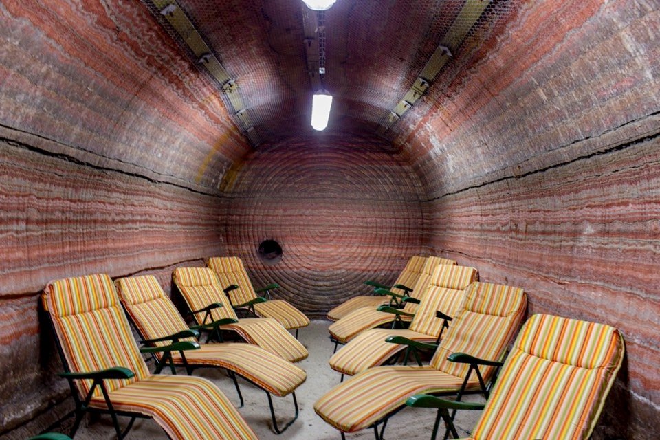 Personal Stories of Hope and Recovery (image credits: wikimedia)